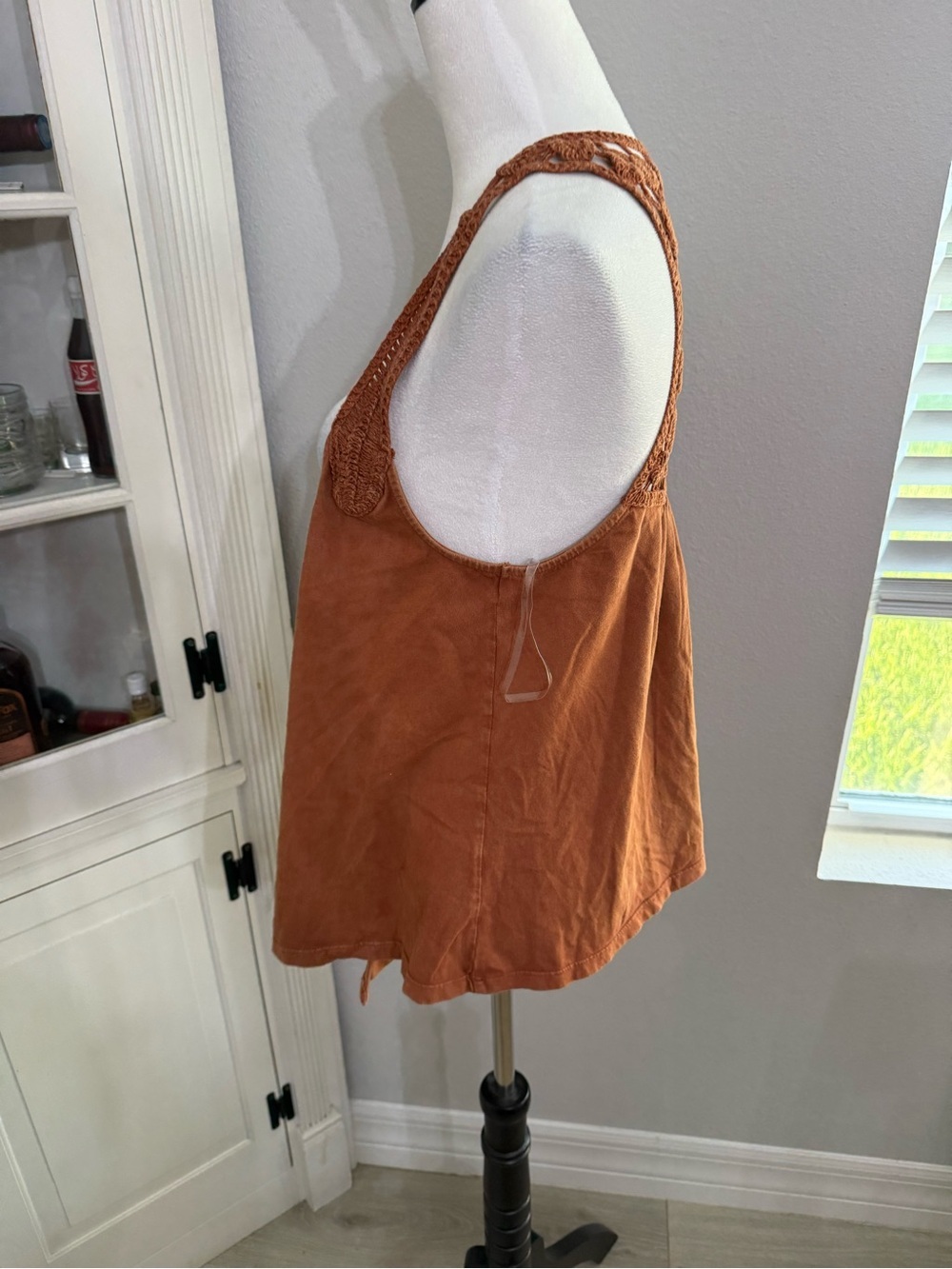 EARTHBOUND Crochet Openwork Vest - Rust - Picture 2 of 6